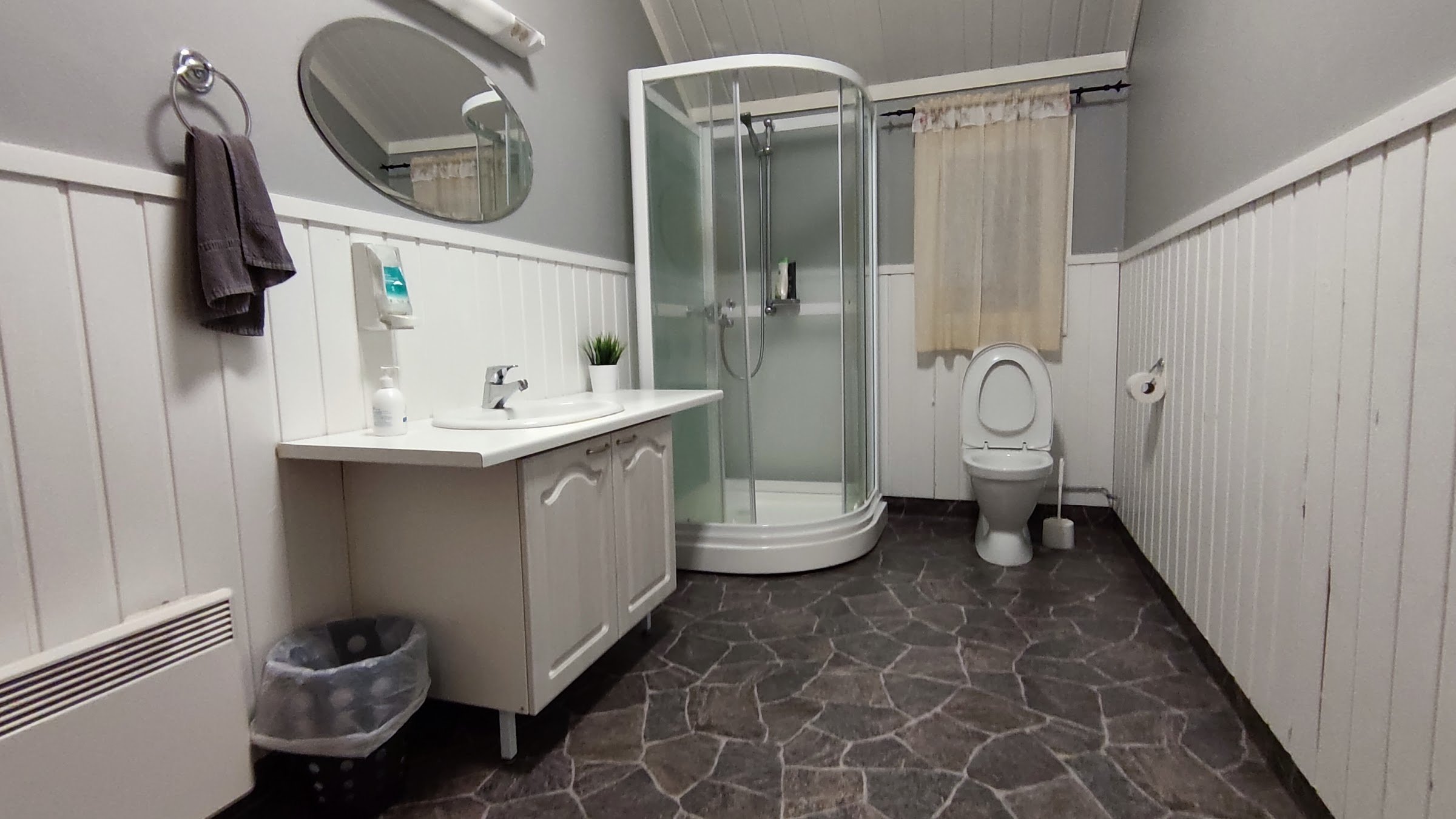 Hannuksen Piilopirtti Oy